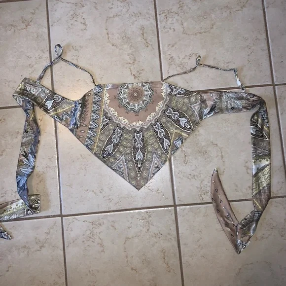 Sexy Silk scarf shirt - Picture 5 of 14